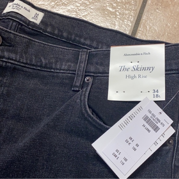 Ambercrombie jeans. 34 Long - Picture 4 of 4